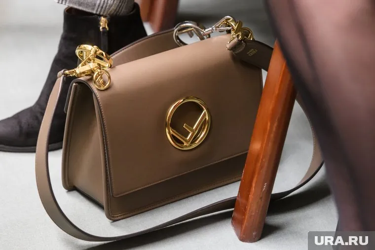 Фабрику сумочек еще можно выкупить