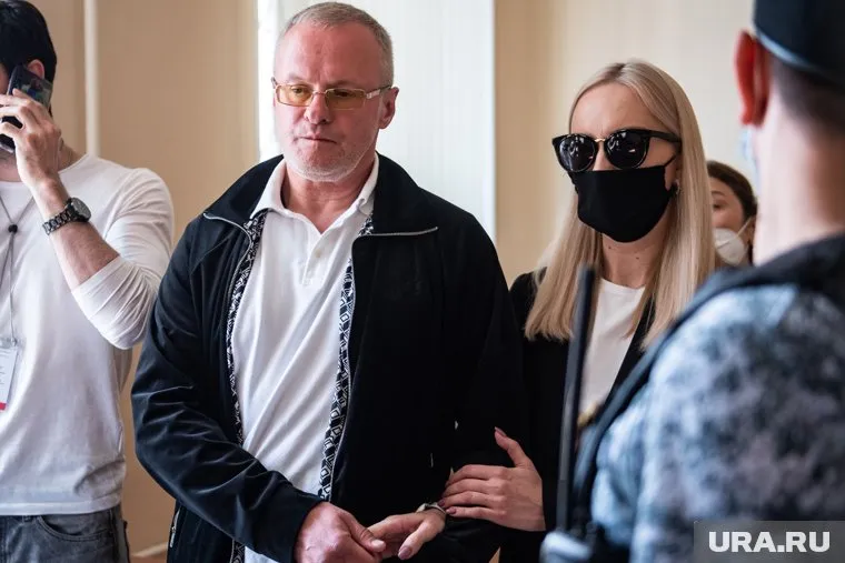 Андрею Овчинникову 59 лет. В 2021-м он публично заявил, что закончил с криминалом