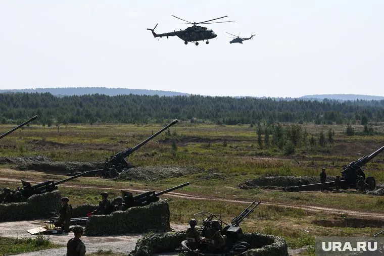 В ходе учений военные используют ракетные комплексы «Ярс» и другую технику (фото из архива)