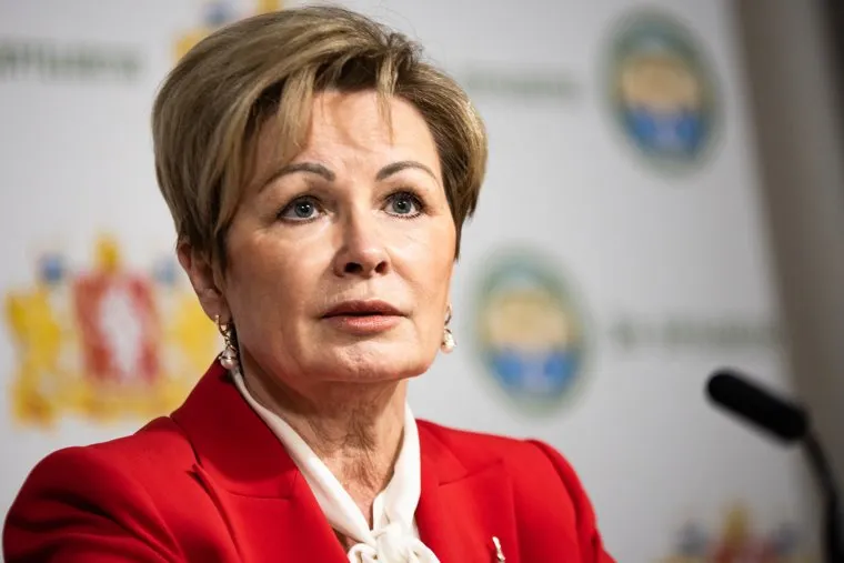 Пресс-конференция, посвященная разработке проекта комплексной программы «Общественное здоровье уральцев». Екатеринбург 