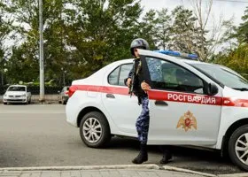 Появились кадры оцепления офиса Сбербанка в Тюмени