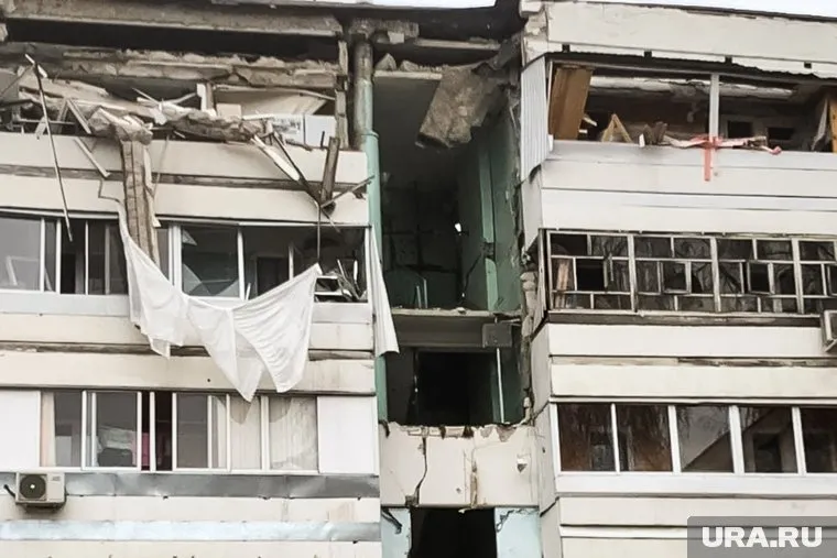 Под завалами дома в Саратове обнаружили живого мужчину (фото из архива)