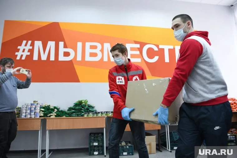 Во российских регионах проходят акции в поддержку Донбасса и решения о признании независимости ЛДНР