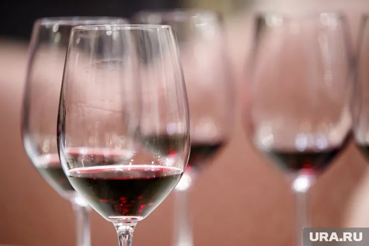 Депутат считает, что такие меры обезопасят детей от отравления суррогатом