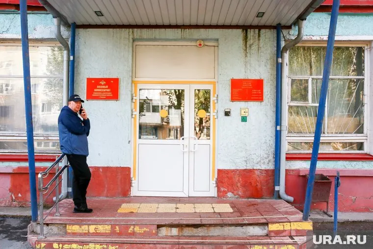 По словам Картаполова, решение Минобороны доведено до военкоматов