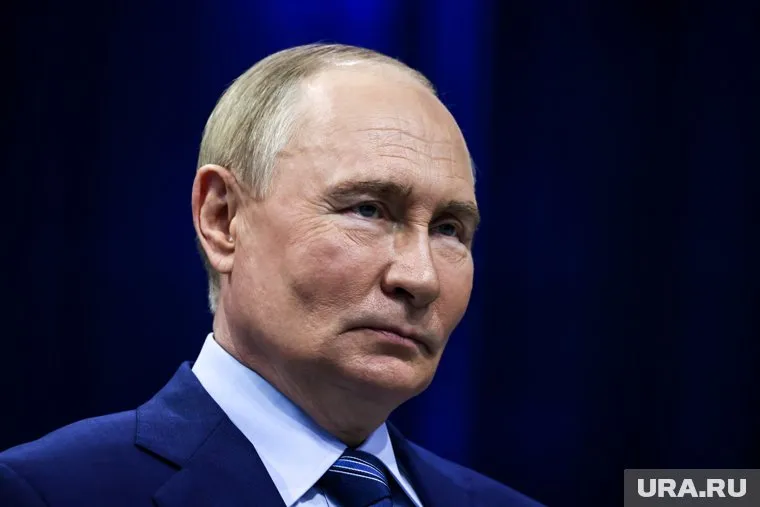 Владимир Путин запросил срочный доклад у Сергея Лаврова