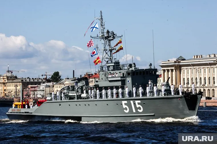 Завод строит корабли для нужд ВМФ России