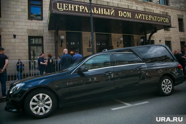 Народный артист России скончался в понедельник, 14 июля