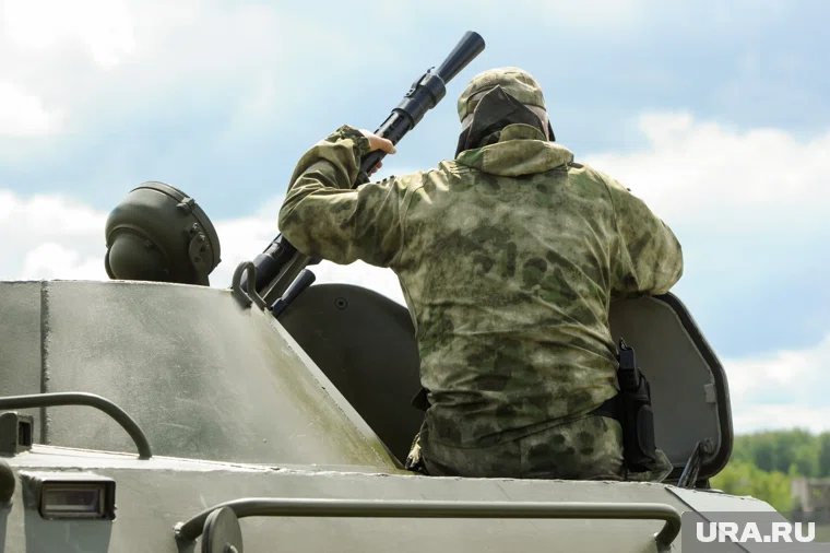 Российские военные контролируют большую часть ЛНР