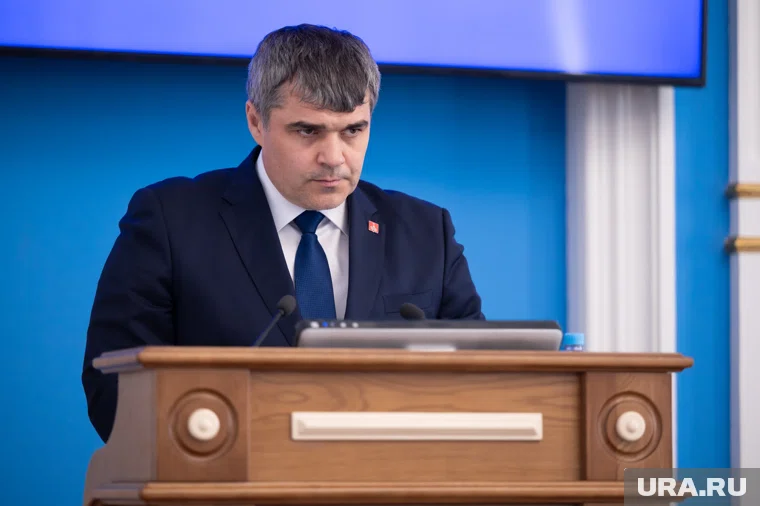 На данный момент он руководит направлением «Городское хозяйство»