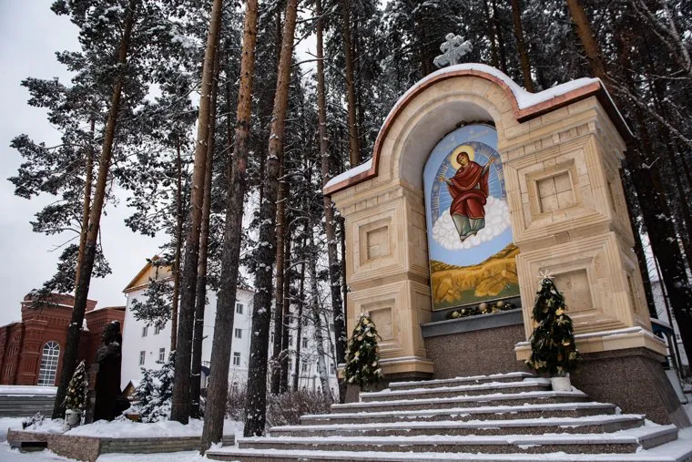 Среднеуральский женский монастырь в честь иконы Пресвятой Богородицы «Спорительница хлебов». Свердловская область, Среднеуральск
