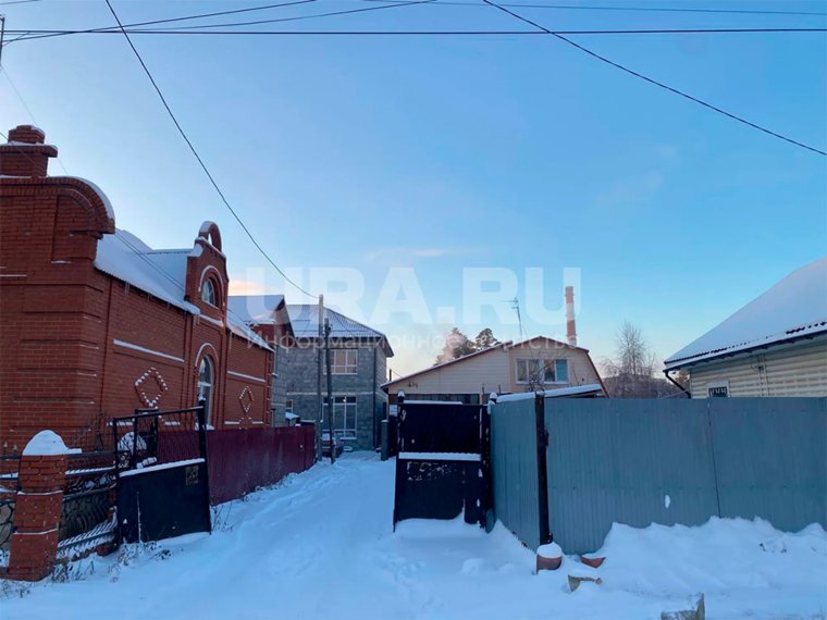 «Паспорт забирали с полицией»: как выглядит «рабочий дом» задержанного в Екатеринбурге бизнесмена. Фото