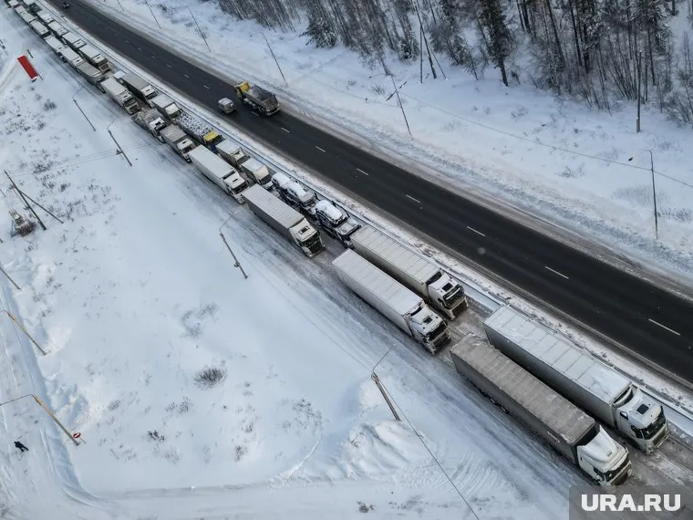 Администрация Тюмени разработала документацию по расширению до четырех полос Старотобольского тракта в районе Антипино