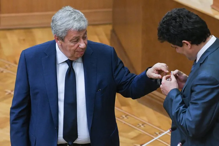 Первое заседание депутатов восьмого созыва Законодательного собрания СО. Екатеринбург