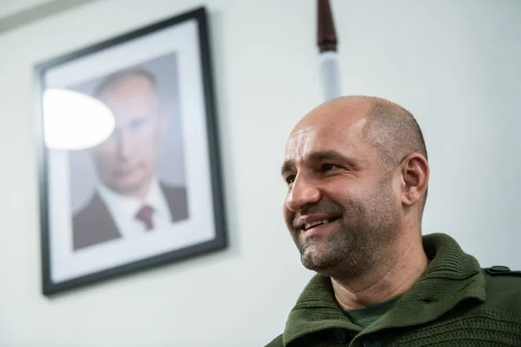 Полпред УрФО Артем Жога в свердловском филиале Фонда «Защитники Отечества». Екатеринбург