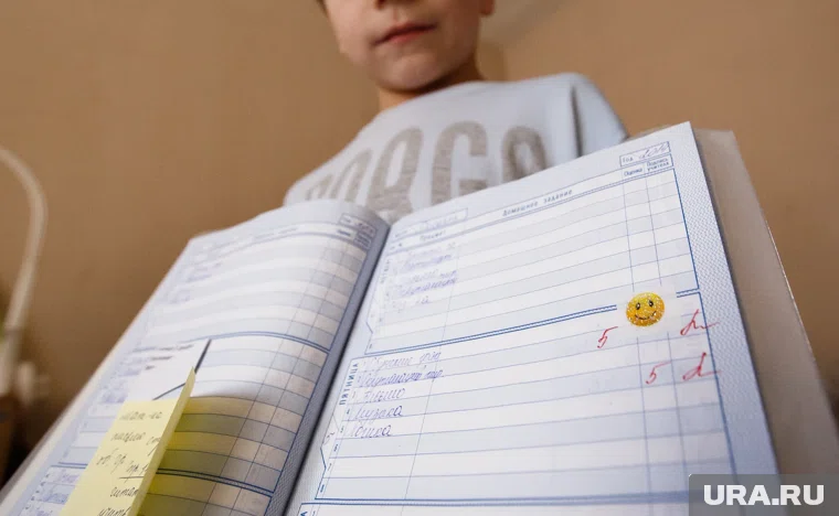 Член правления родительского комитета Генерозов считает, что нововведение отобьет у школьников интерес к учебе