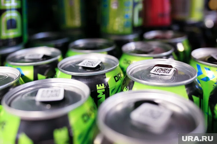Торговую сеть оштрафовали за продажу энергетического напитка несовершеннолетнему