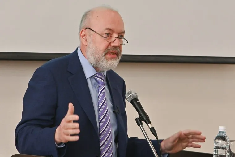 Крашенинников в УрГЮА. Необр