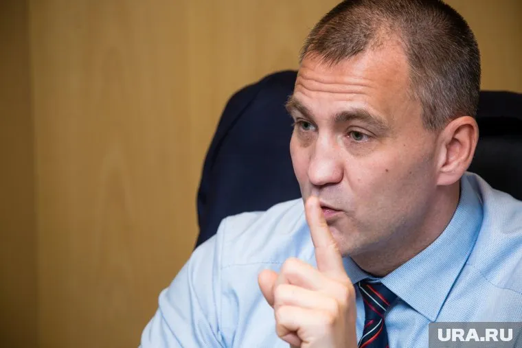 Мэр Сургутского района Андрей Трубецкой продолжает хранить верность люксовому бренду