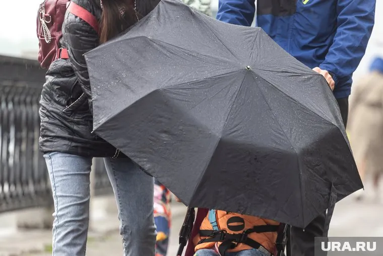 Боец из Ноябрьска получил десятидневный отпуск по случаю рождения дочери