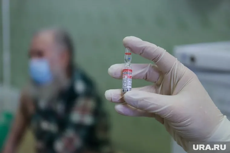 Прошедшим вакцинацию тюменцам будут предоставлять дополнительные дни отдыха