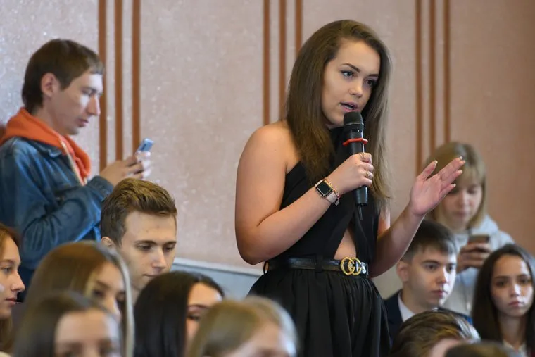 Встреча полпреда по УрФО Николая Цуканова со студентами госакадемии. Екатеринбург