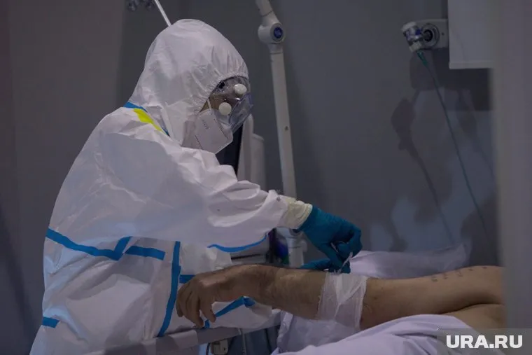 В больницах ЯНАО с коронавирусом находится 302 пациента
