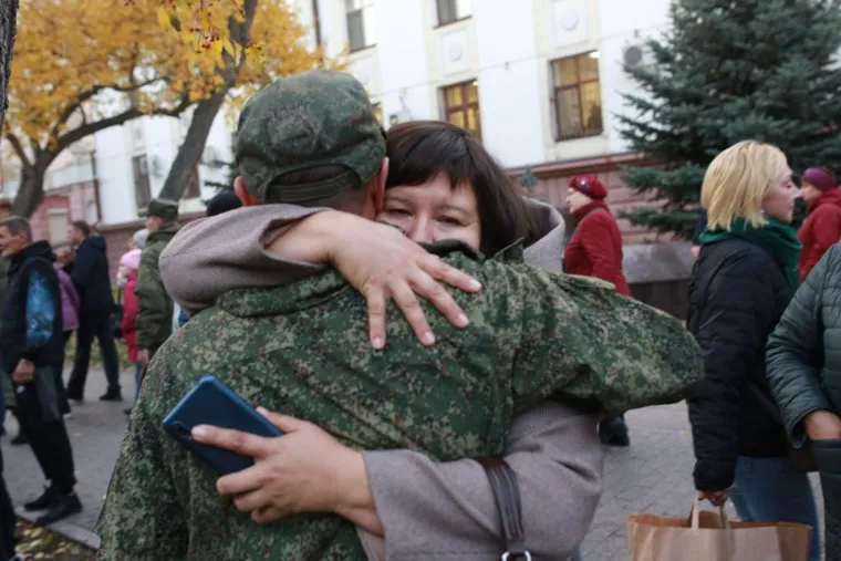 Отправка мобилизованных. Тюмень 