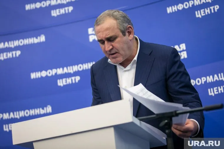 По мнению экспертов, "ЕР" вовремя внесла коррективы в результаты праймериз