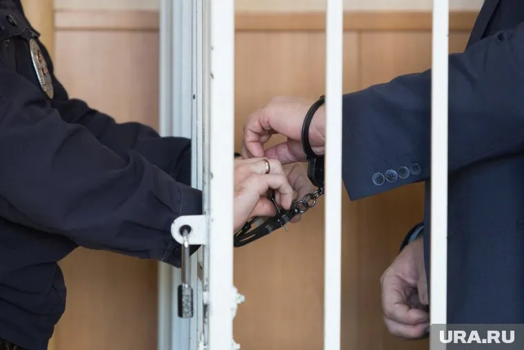 Одного из задержанных отпустили из зала суда