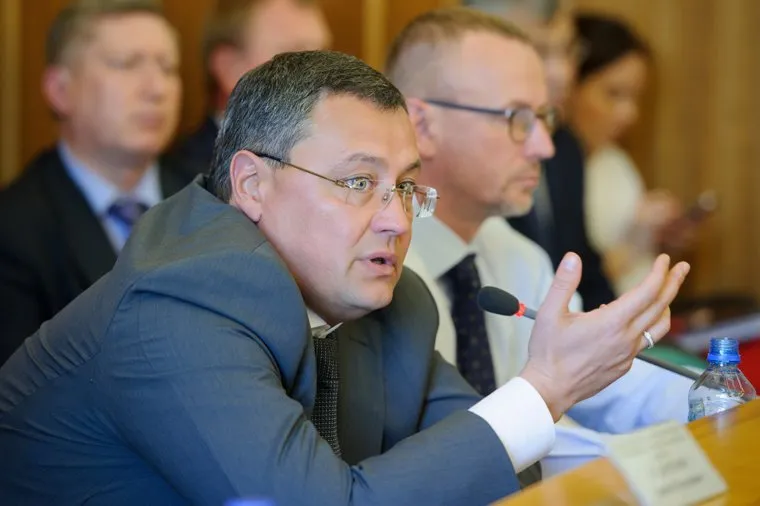 Заседание городской думы и просветительский час на по новой транспортной схеме. Екатеринбург