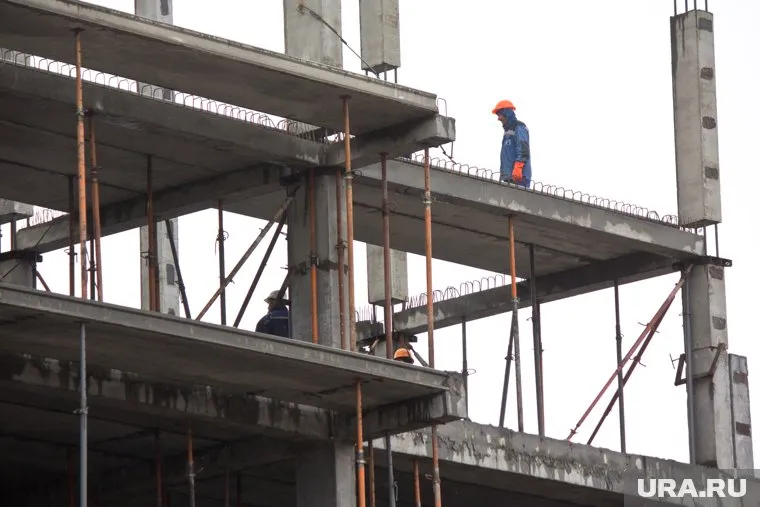 В 12-м микрорайоне Кургана строят школу на 1500 мест (архивное фото)