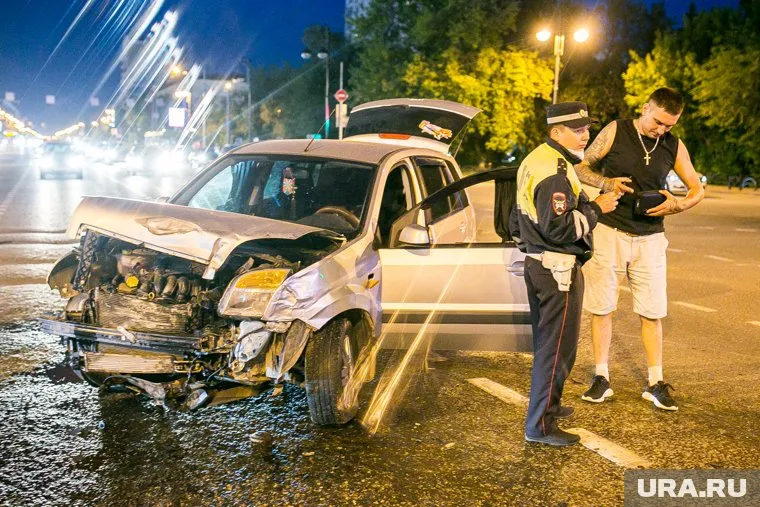 Массовое ДТП произошло вечером 29 августа возле дома на проспекте Ильича, 13А