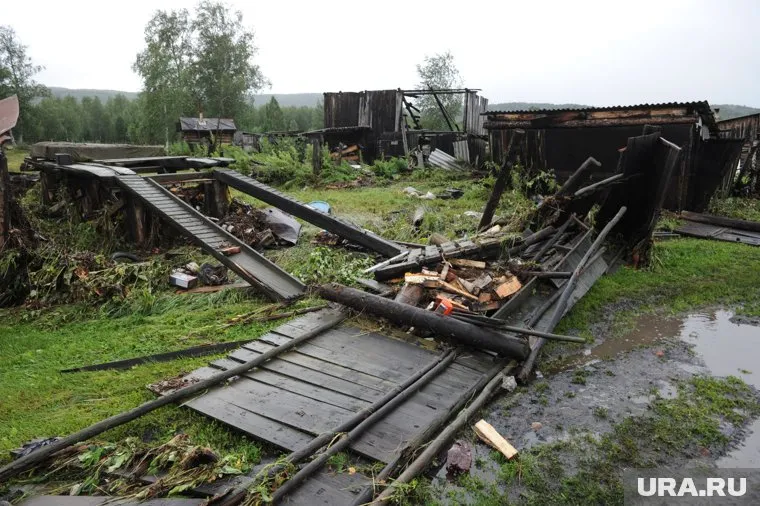 Вода постепенно уходит из дворов и огородов