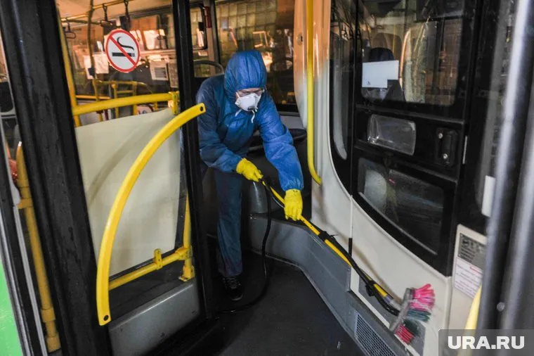 Режим повышенной готовности из-за COVID-19 продолжает действовать в России