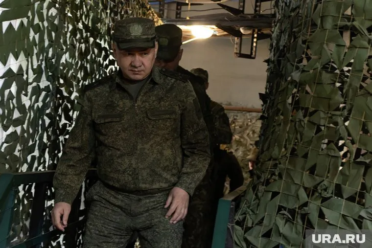 Сергею Шойгу рассказали о недостатках шведской машины CV-90