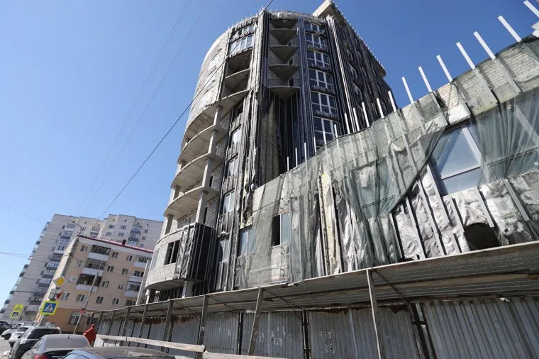 Замороженная стройка СК "Кристалл". Курган