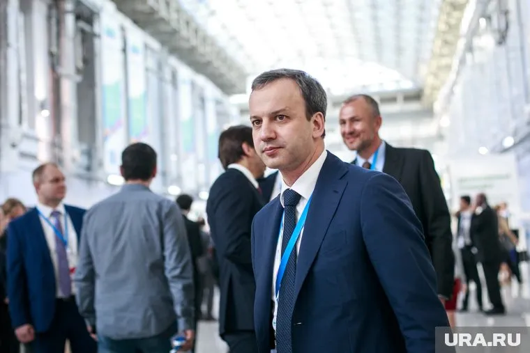 Он раскритиковал серую одежду для чемпионов