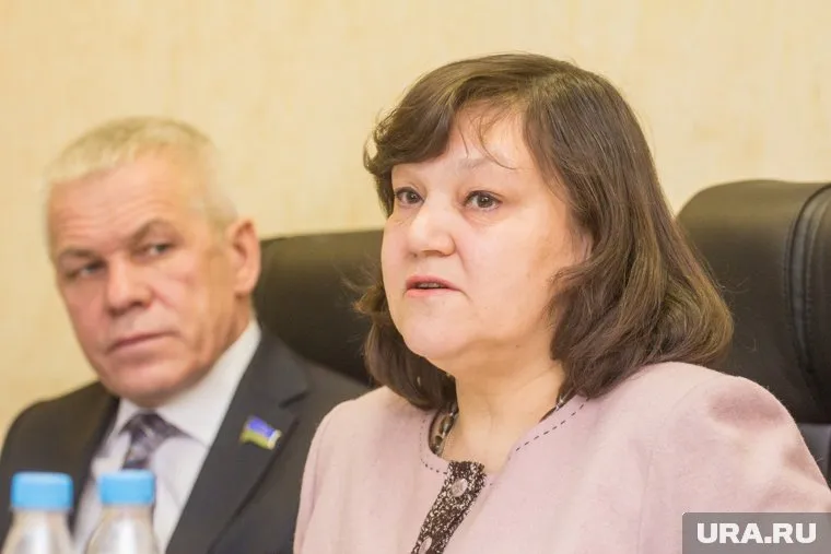 Надежде Алексеевой передали мандат покойного экс-депутата облдумы Андрея Моргуна