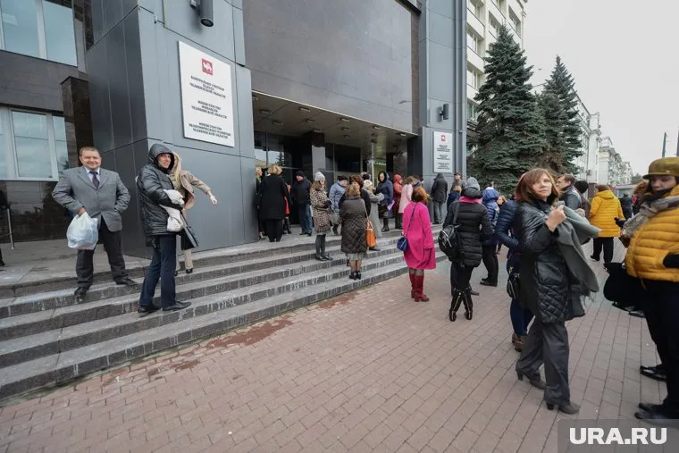 Массовая эвакуация в Челябинске началось с правительственных зданий