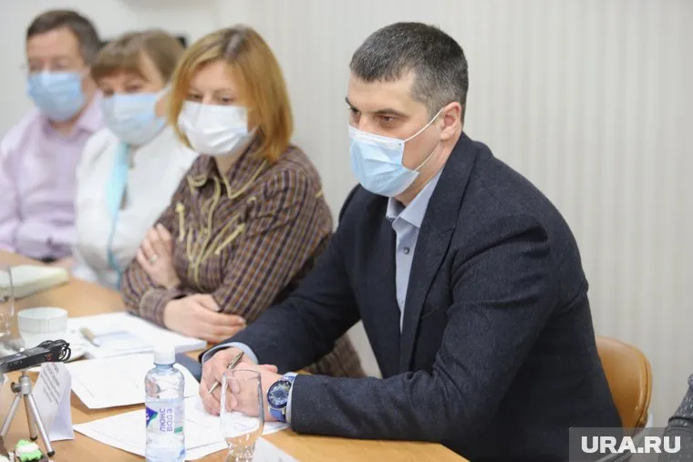 Алексей Сигидаев объяснил, что среди вакцинированных есть пациенты в тяжелом состоянии