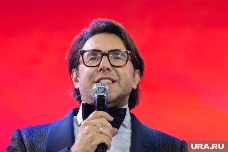 Андрей Малахов стал первым, кто поздравил работников мультицентра с пятилетним юбилеем