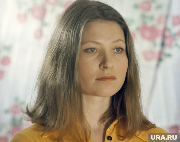 Первый успех Людмиле зайцевой принесла роль сержанта Кирьяновой в военной драме «А зори здесь тихие»