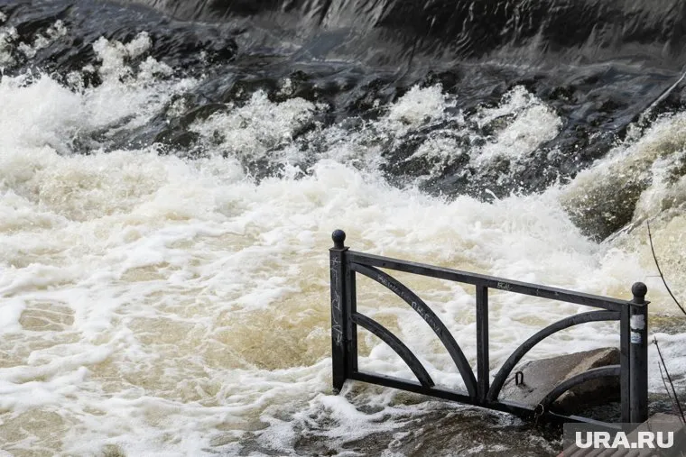 Все сотрудники эвакуированы, пострадавших среди персонала нет