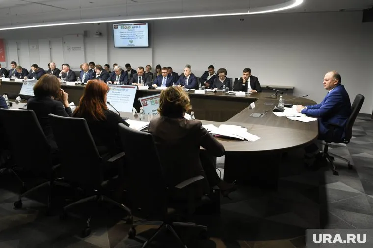 Полпред и губернатор вступятся за вуз