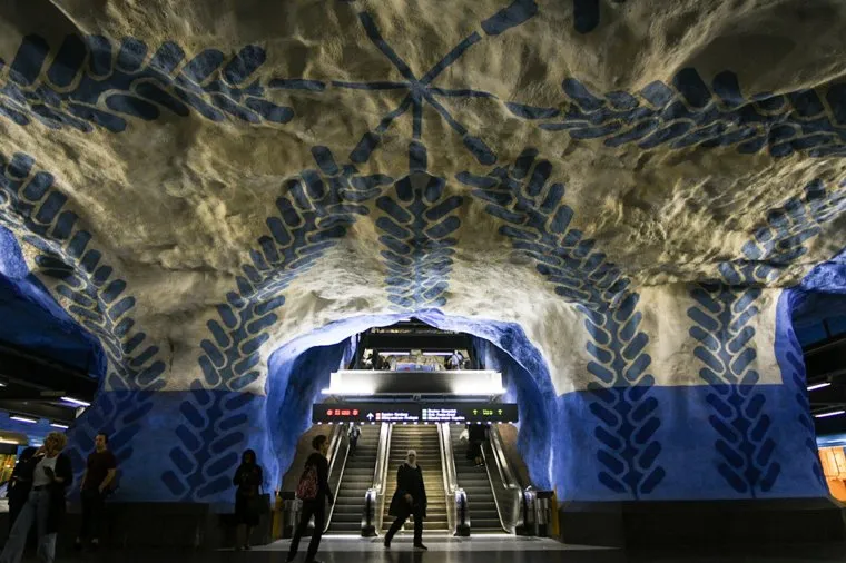 Метро в Стокгольме , эскалатор, пещера, метро, лестница, стокгольм