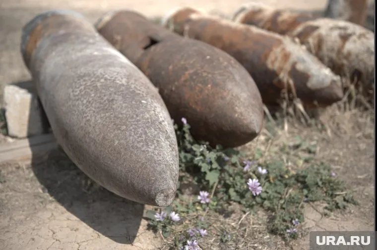 Причиной взрыва в Петербурге послужил снаряд времен Великой Отечественной войны, уточнили в ЛВО