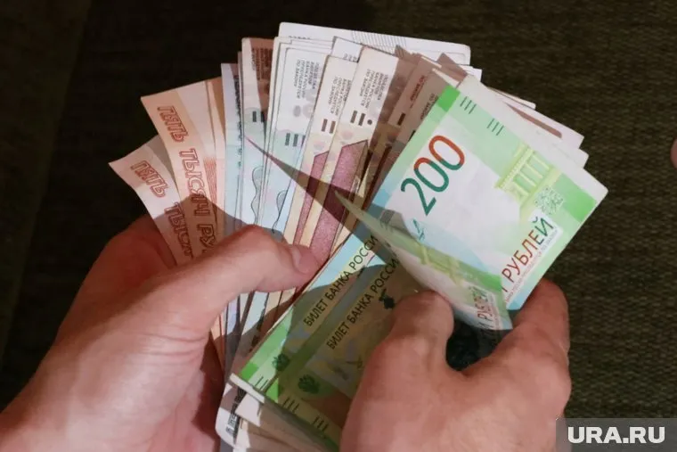 Для осуществления мечты 8% респондентов считают, что достаточно до одного млн рублей