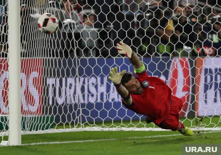 Немцы в атаке ворот Буффона оказались точнее