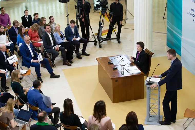 Пресс-конференция Губернатора Ханты-Мансийского автономного округа – Югры Н.В. Комаровой. Ханты-Мансийск, комарова наталья
